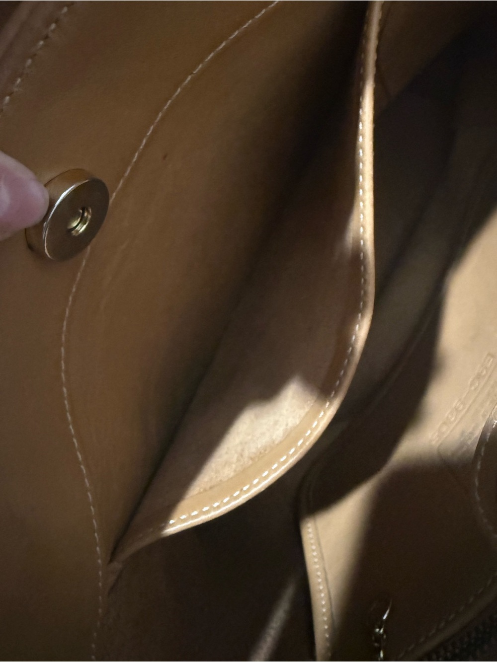 Coach 1999 vintage Leather Tote Bag in Tan - Picture 12 of 16
